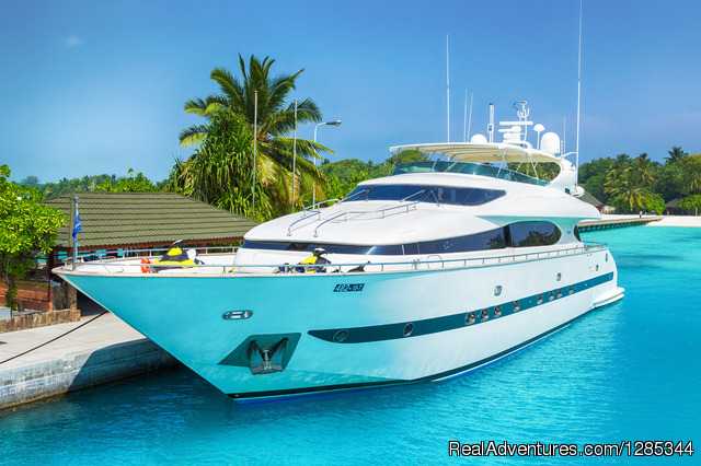 Luxury Super Yacht in Maldives, Sea Jaguar Photo