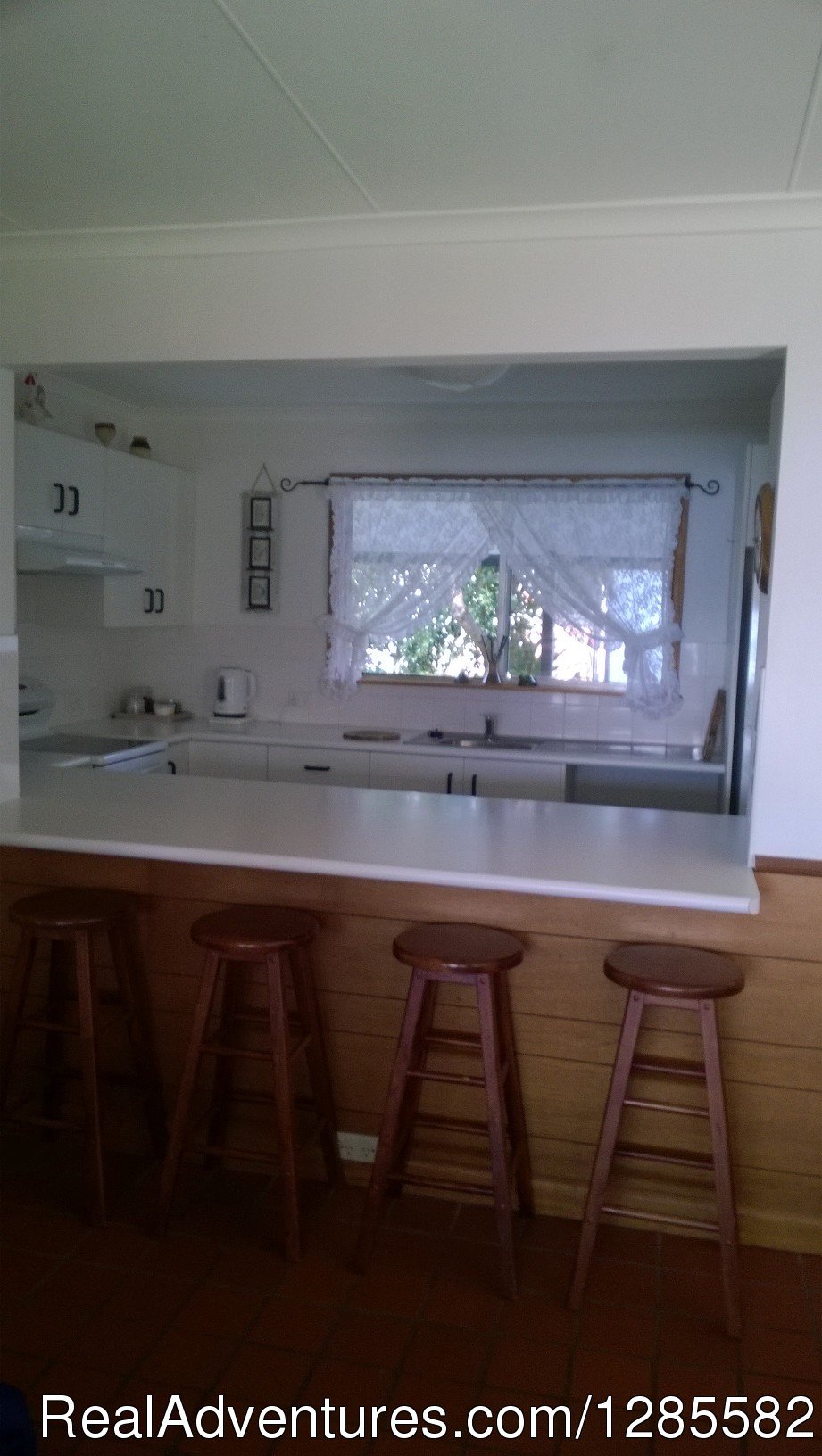 Kitchen | Green Gables Guest Cottage | Image #4/9 | 