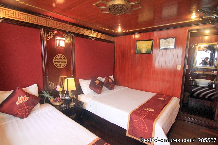 Halong bay 2 days 1 night Legacy Cruise | Image #9/10 | 