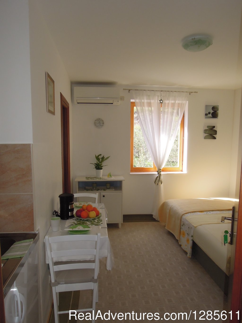 Spring Green Studio for 2 persons with double bed | Relaxing vacation in green and peaceful area | Image #7/9 | 