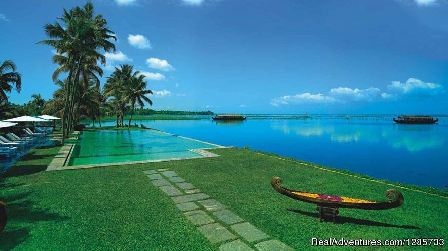 Great Deals on Kerala Tour Packages-Dream Holiday | Kochi, India | Tourism Center | Image #1/9 | 