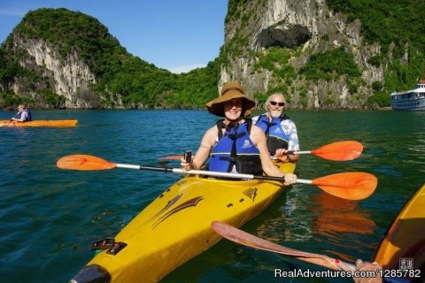 Enjoy kayaking in Halong bay