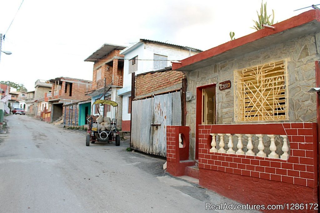 Vecindario | Hostal Casa Cefe y Yeni, independent house | Image #13/14 | 