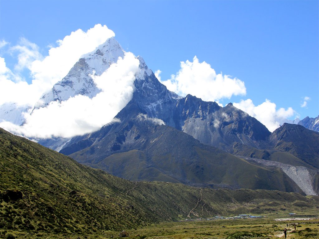 Mt.amadablam | Everest Base Camp Trek | Image #5/10 | 
