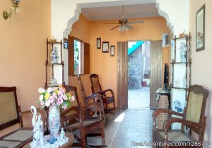 Hostal Julio's | Abbeville, Cuba | Bed & Breakfasts