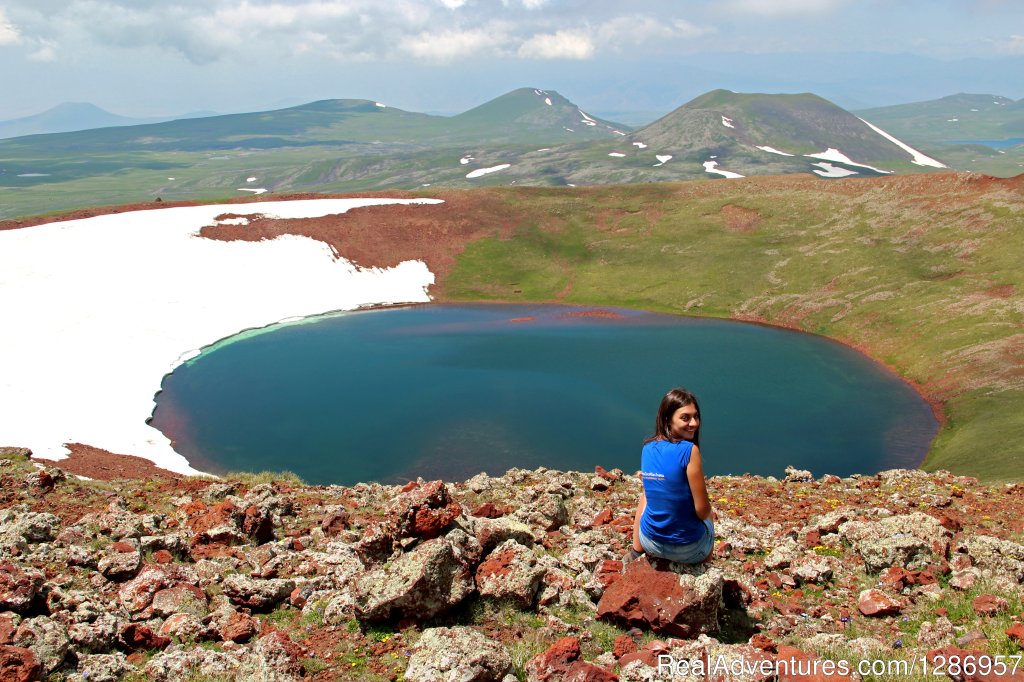 Armenian Geographic-Climbing Volcano Azhdahak | Image #2/5 | 