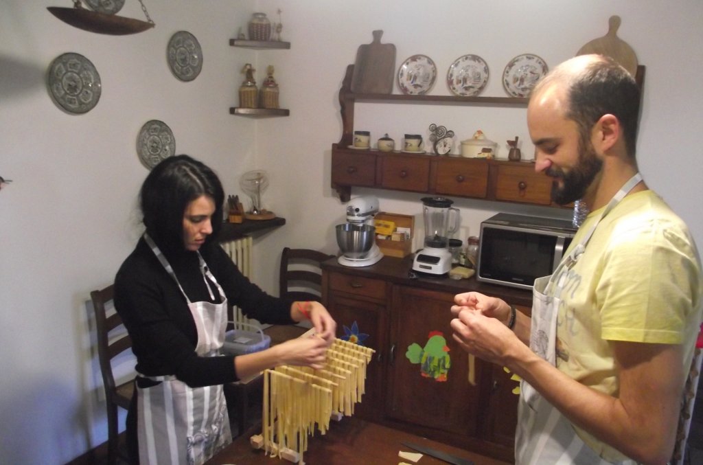 Making Pasta | Italian cooking class and lunch in the wood | Image #4/5 | 