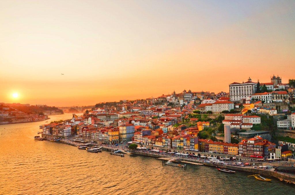 Classic Portugal Tours & Experiences | Oeiras, Portugal | Car & Van Shuttle Service | Image #1/1 | 