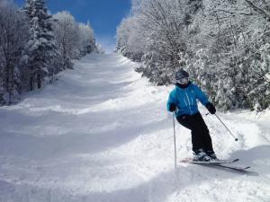 Skiing & Snowboarding 