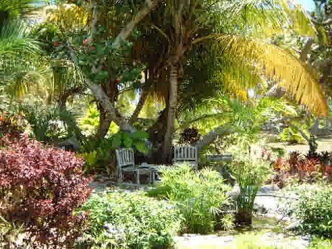 Gardens | Heron Hill House Gorgeous Beachfront Villa | Image #10/22 | 