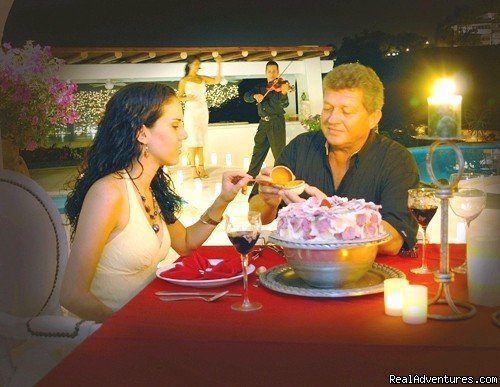 Romantic and private dinners at Exclusive Villas | Acapulco Luxury Villa Rentals | Image #5/11 | 