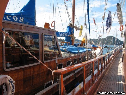 Side View | Turkey Sailing Blue Voyages & Blue Cruises | Image #7/20 | 