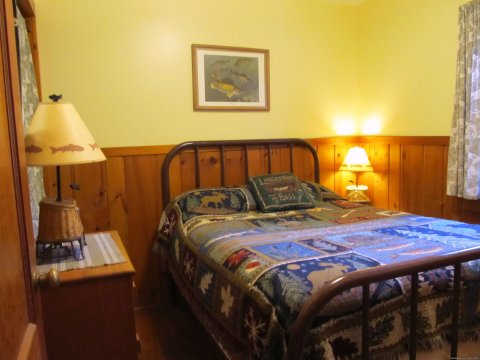 Cozy Bedroom for Restful Stay | A Wilderness Haven Resort | Image #10/16 | 