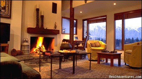 Living Area | Luxurious central Queenstown Lodge | Queenstown, New Zealand | Vacation Rentals | Image #1/2 | 