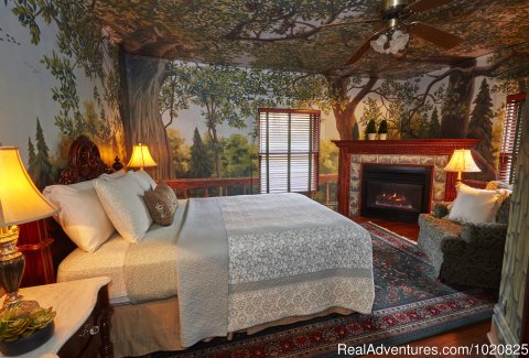 Sherwood Forest B&B, Tree Tops Room | Sherwood Forest Bed and Breakfast | Image #7/19 | 