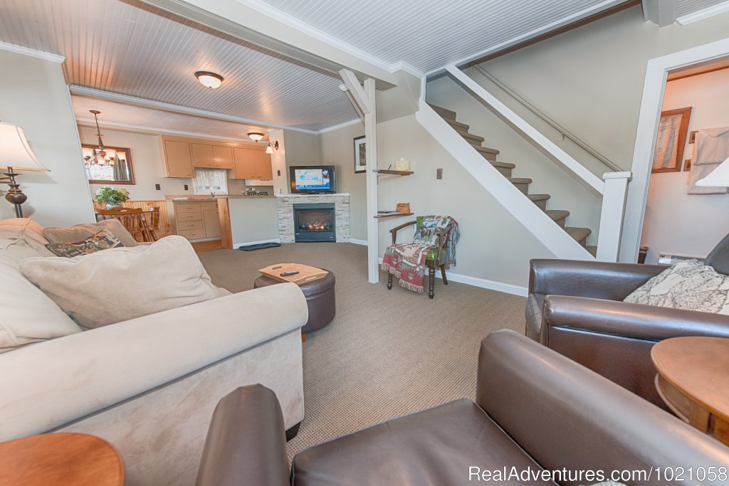 Country Comfort Cottage living room | Placid Bay Inn On Lake Placid Vacation Getaways | Image #3/24 | 