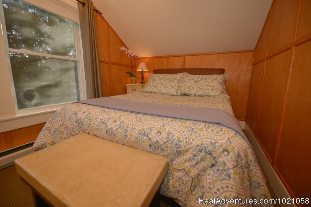 1 Of 3 Bedrooms | Placid Bay Inn On Lake Placid Vacation Getaways | Image #5/24 | 