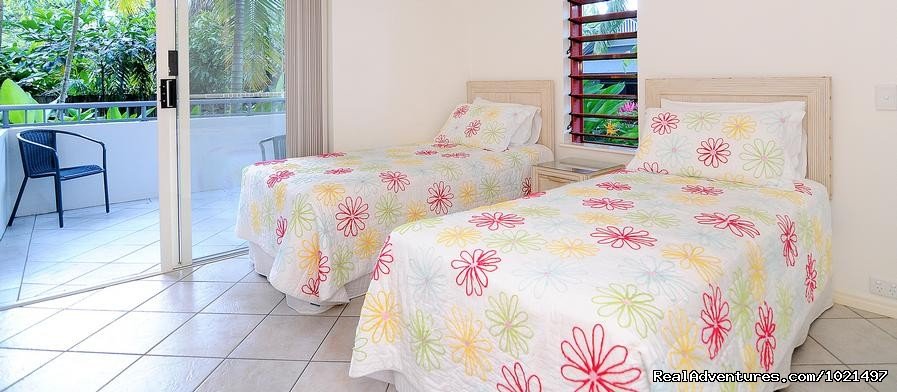 twin bedroom | Oasis at Palm Cove | Image #8/15 | 