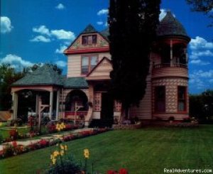Historic Scanlan House Bed and Breakfast Inn | Lanesboro, Minnesota Bed & Breakfasts | Coralville, Iowa
