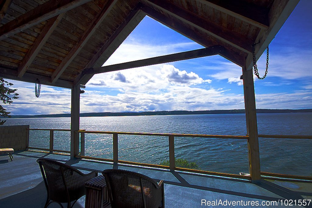 Upper Deck...for your viewing pleasure | Camano Island Waterfront Inn | Image #4/25 | 