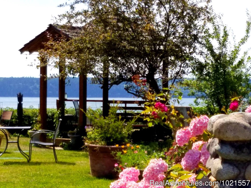 Garden views | Camano Island Waterfront Inn | Image #23/25 | 