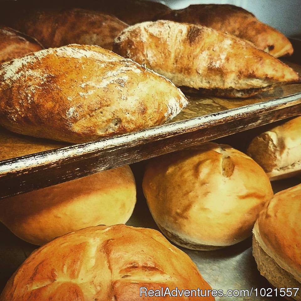 Serving housemade bread always with dinner | Camano Island Waterfront Inn | Image #9/25 | 