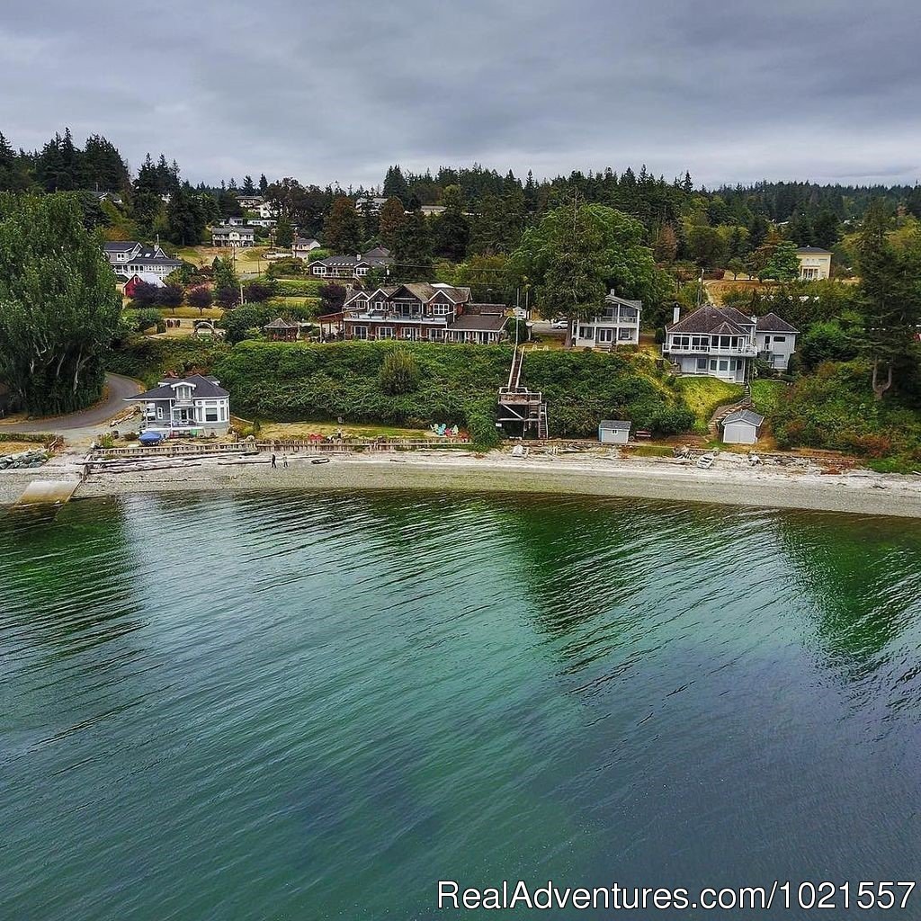 Picture of inn drone style | Camano Island Waterfront Inn | Image #10/25 | 