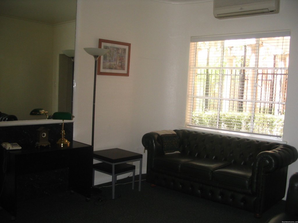 Lounge Room | Abbeville Apartments | Image #3/3 | 