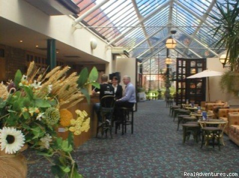 Bar Area | Hermitage Park Hotel | Image #2/3 | 