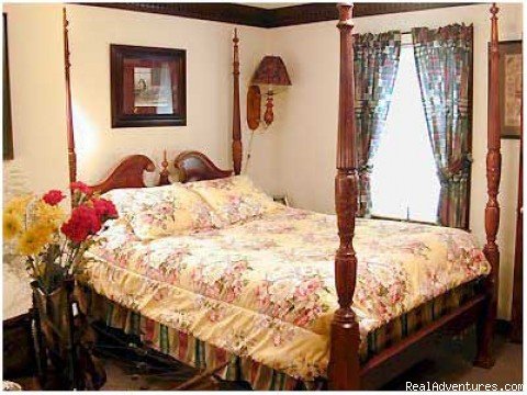 Room | Williamsburg Sampler Bed and Breakfast Inn | Williamsburg, Virginia  | Bed & Breakfasts | Image #1/3 | 