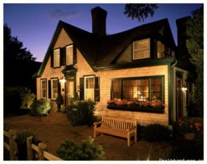 Snug Cottage | Provincetown, Massachusetts Bed & Breakfasts | Mystic, Connecticut Bed & Breakfasts