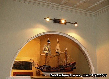 Inside Hall | Auckland Number One  House Homestay | Image #19/24 | 