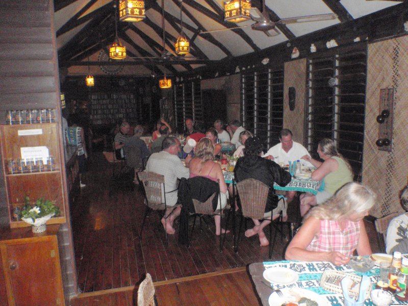 Evening Dining | Dive Kadavu / Matana Beach Resort | Image #11/26 | 