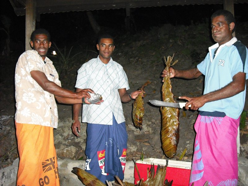Lovo - unwrapping the cooked treasures | Dive Kadavu / Matana Beach Resort | Image #10/26 | 