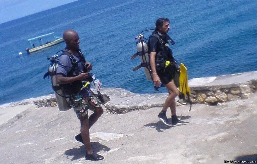 cliffside | Scuba Diving in Negril Jamaica | Negril, Jamaica | Scuba Diving & Snorkeling | Image #1/3 | 