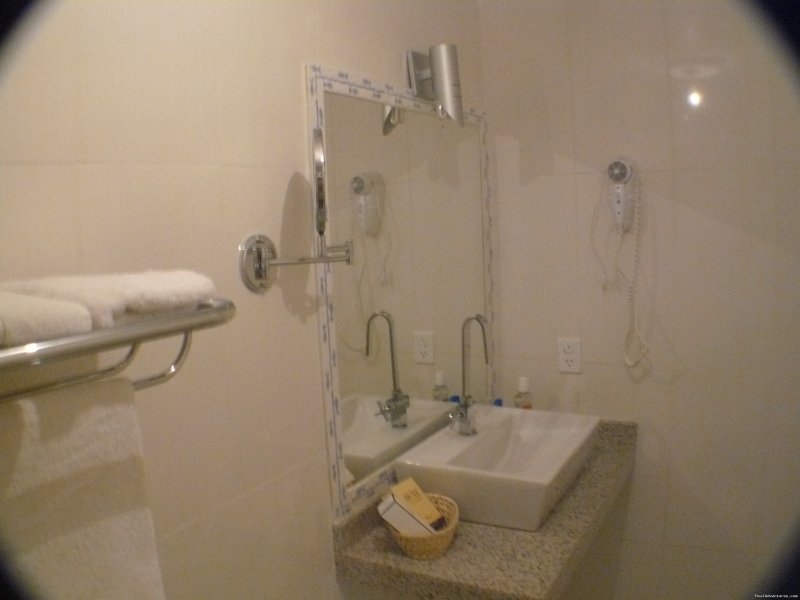 An apartment Bathroom | Buzios Internacional Apart Hotel | Image #13/17 | 
