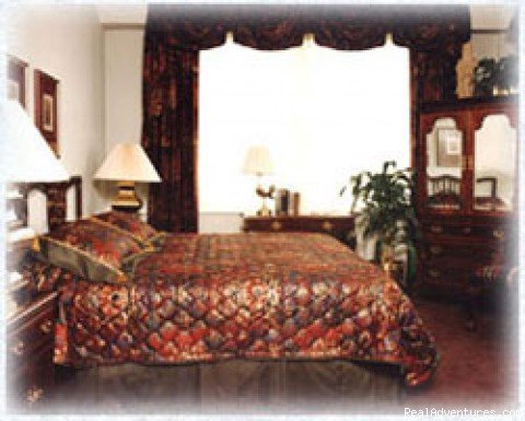 Guestroom | Pontchartrain Hotel | New Orleans, Louisiana  | Hotels & Resorts | Image #1/1 | 