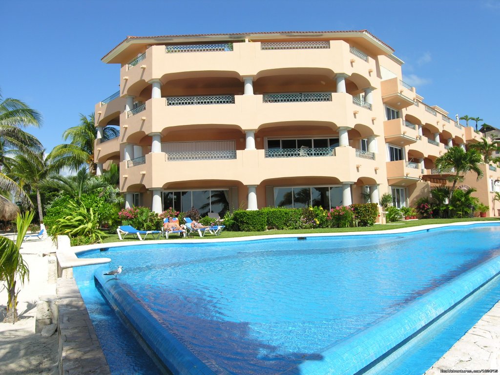 Wide Assortment of Oceanfront Condos | Riviera Maya Villa & Condo rentals | Image #2/24 | 