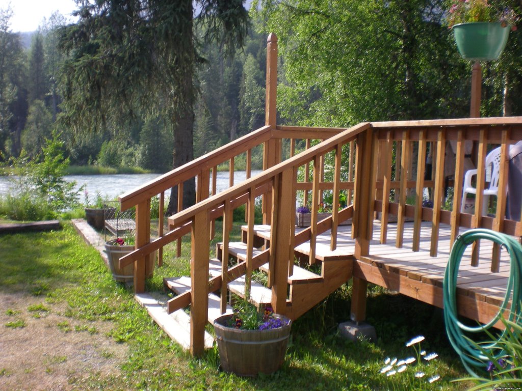 View of the cottage deck | Trail River Gardens Cottage | Image #4/13 | 