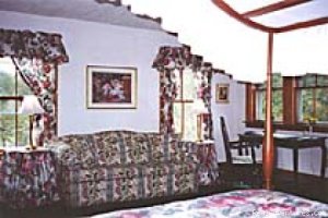 The Highlands Inn - A Lesbian Paradise | Bethlehem, New Hampshire Bed & Breakfasts | Saint Johnsbury, Vermont