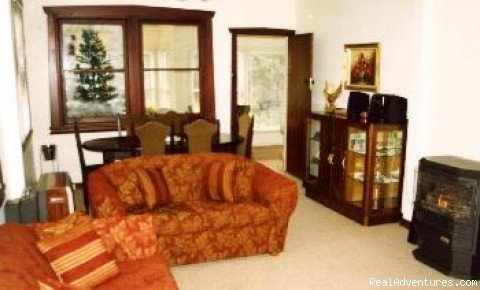 Lounge Room | Avarest Cottage 4 star fully self contained | Katoomba, Australia | Vacation Rentals | Image #1/2 | 