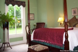 B&B Romantic Getaway near Greenport | Arbor View | East Marion, New York Bed & Breakfasts | Old Saybrook, Connecticut