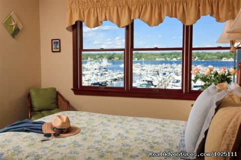 Avery Point - Room 2 | Image #9/26 | Romantic Waterfront B&B near Mystic and Casinos