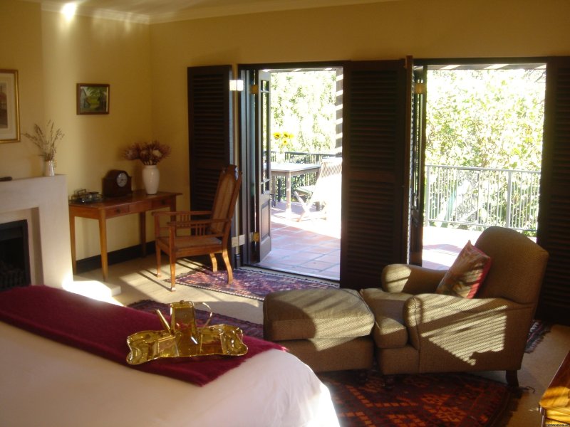 Bay View Suite | Hout Bay Hideaway a small luxurious guest house | Image #4/6 | 