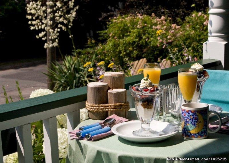 breakfast by the rose bushes | Stirling House Bed and Breakfast - Greenport NY | Image #11/15 | 