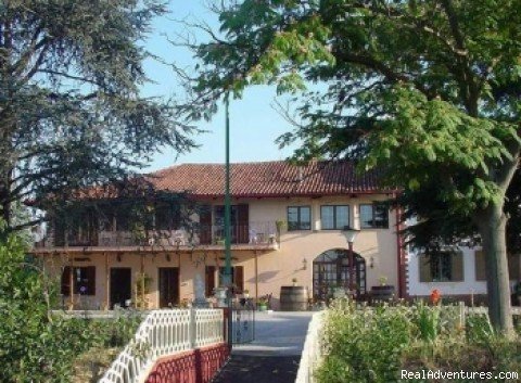 Photo #1 | Villa Sampaguita Bed & Breakfast | Asti, Italy | Bed & Breakfasts | Image #1/8 | 