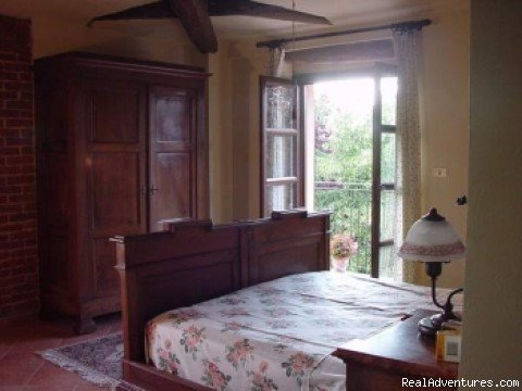 Bedroom 1 | Villa Sampaguita Bed & Breakfast | Image #2/8 | 