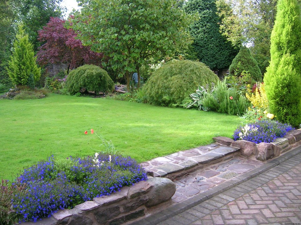 Garden, Kilronan House | Stirling, Scotland , Kilronan Guest House B&B | Image #5/6 | 