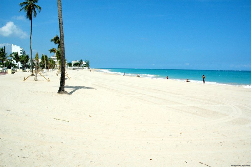 Beach next to Tennis Courts | El Prado Villas, Ocean Park, San Juan's best beach | Image #16/19 | 