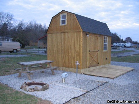 Little Joe's Hideaway Cabin | Parnell Creek RV Park | Image #5/11 | 